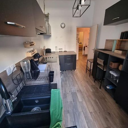 Apartamento L'Antre Du Dragon Marsella Exterior foto