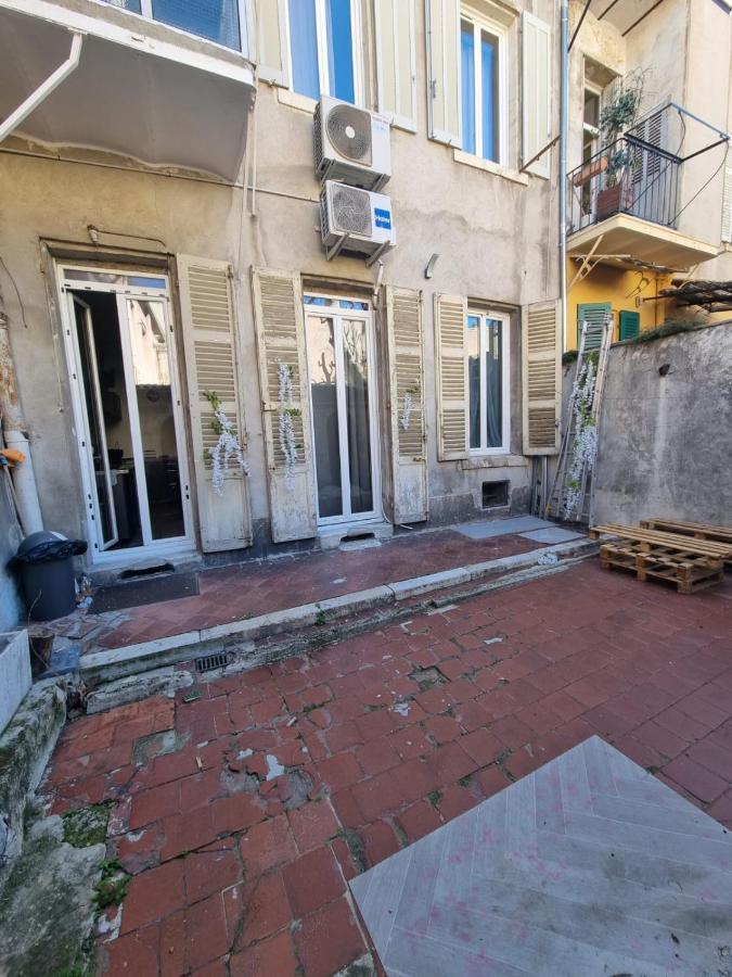 Apartamento L'Antre Du Dragon Marsella Exterior foto